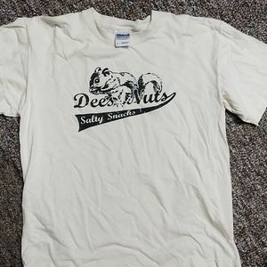 Men's Med " Deez nuts" w/ squirrel parody t shirt